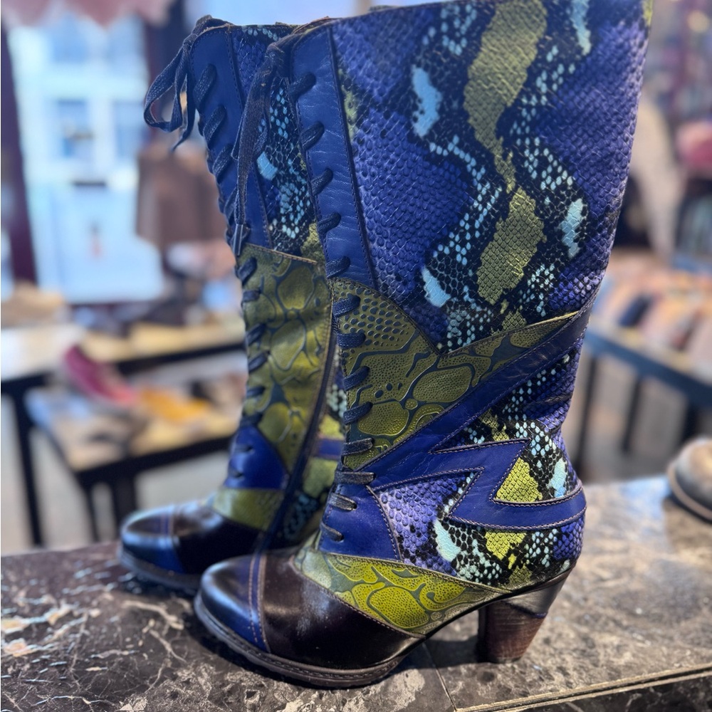 L'Artiste Blue & Green Snake-Print Tall Heeled Boots - Picture 3 of 5